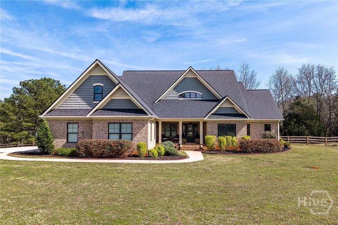 4.62 Acres of Land with Home for Sale in Colbert, Georgia