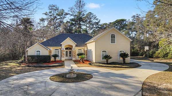 2.13 Acres of Land with Home for Sale in Tallahassee, Florida