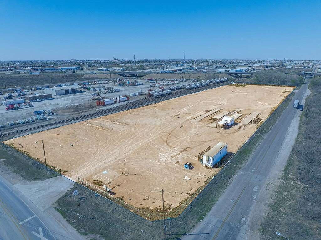 6.5 Acres of Commercial Land for Sale in Odessa, Texas