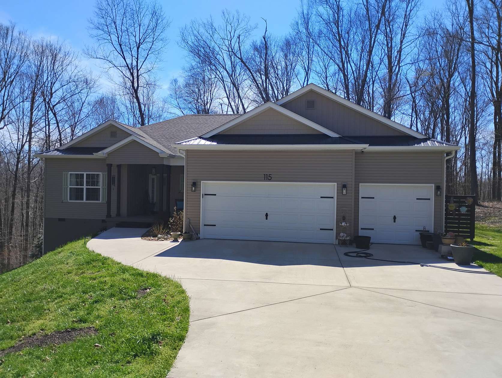 1.72 Acres of Land with Home for Sale in Dover, Tennessee