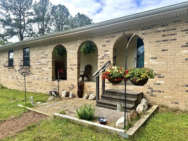 5 Acres of Land with Home for Sale in Dayton, Tennessee
