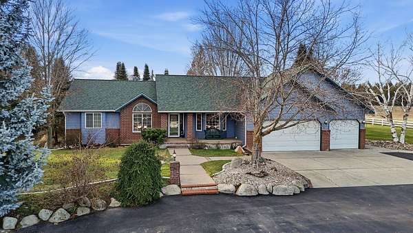 9.77 Acres of Land with Home for Sale in Deer Park, Washington