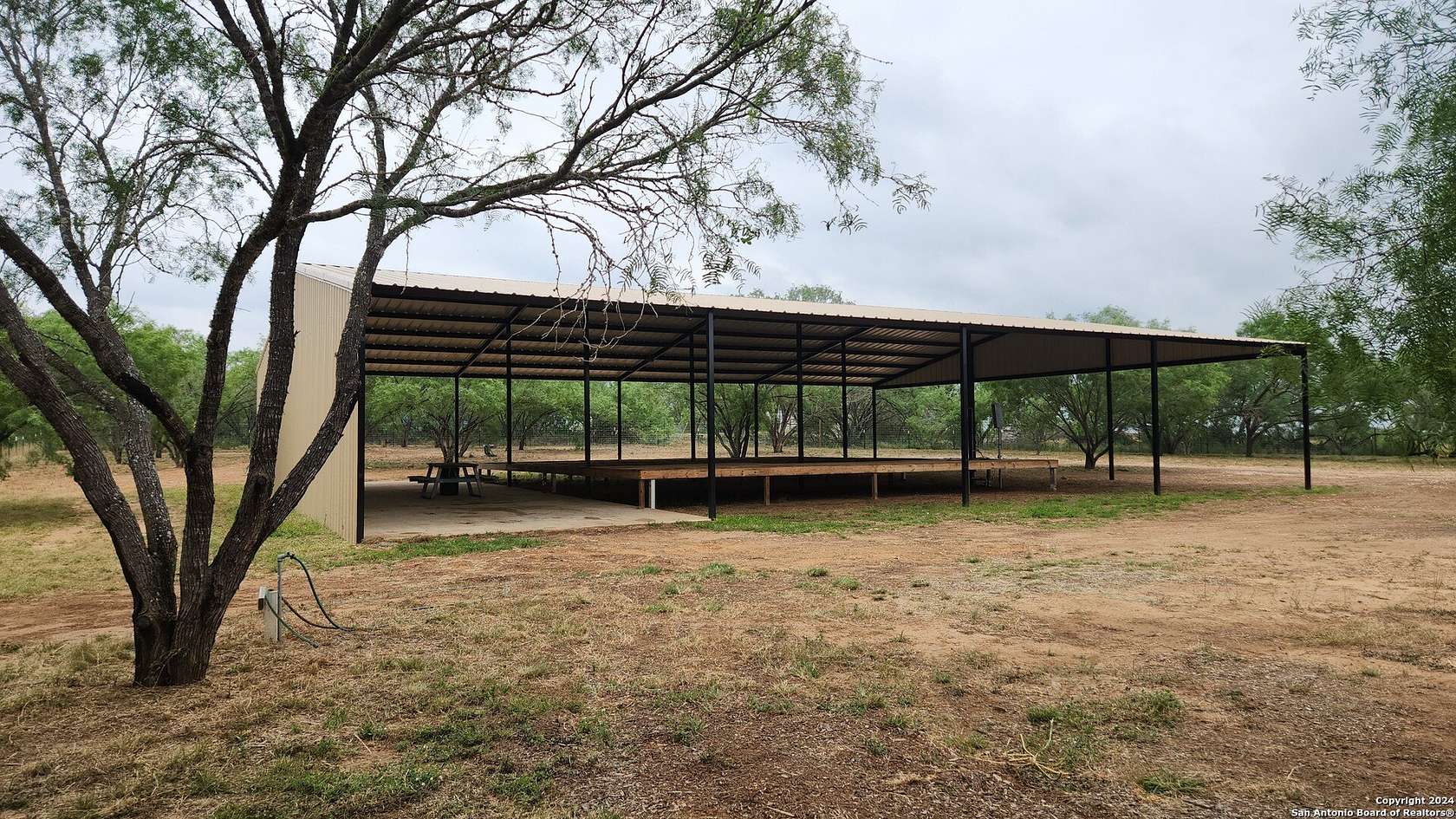 2 Acres of Residential Land for Sale in Moore, Texas