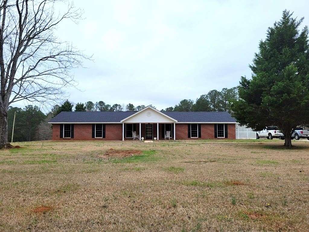 13 Acres of Recreational Land with Home for Sale in McCormick, South Carolina
