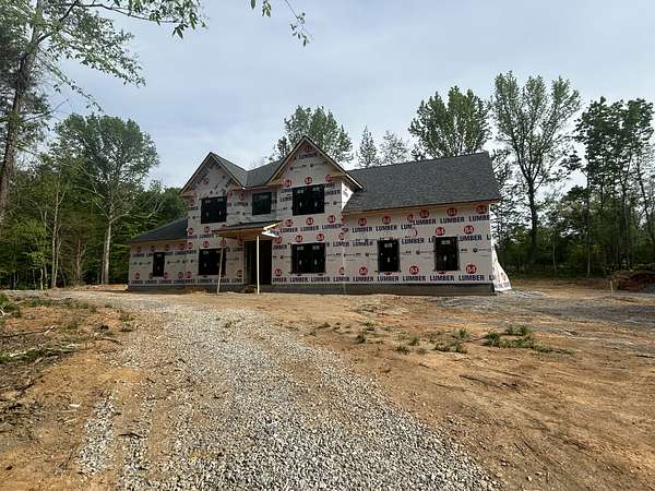 2.35 Acres of Land with Home for Sale in Clarksville, Tennessee