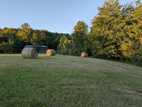 63 Acres of Land with Home for Sale in Beattyville, Kentucky