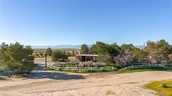 30 Acres of Land for Sale in Lancaster, California