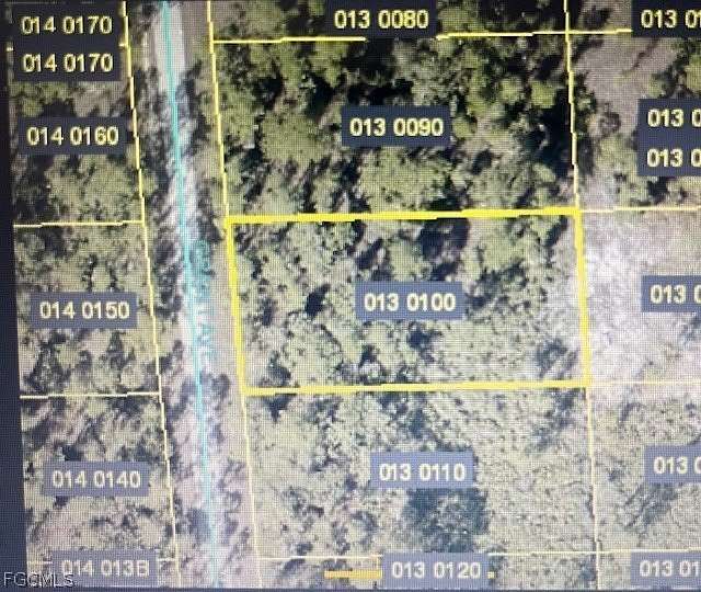0.5 Acres of Residential Land for Sale in Alva, Florida