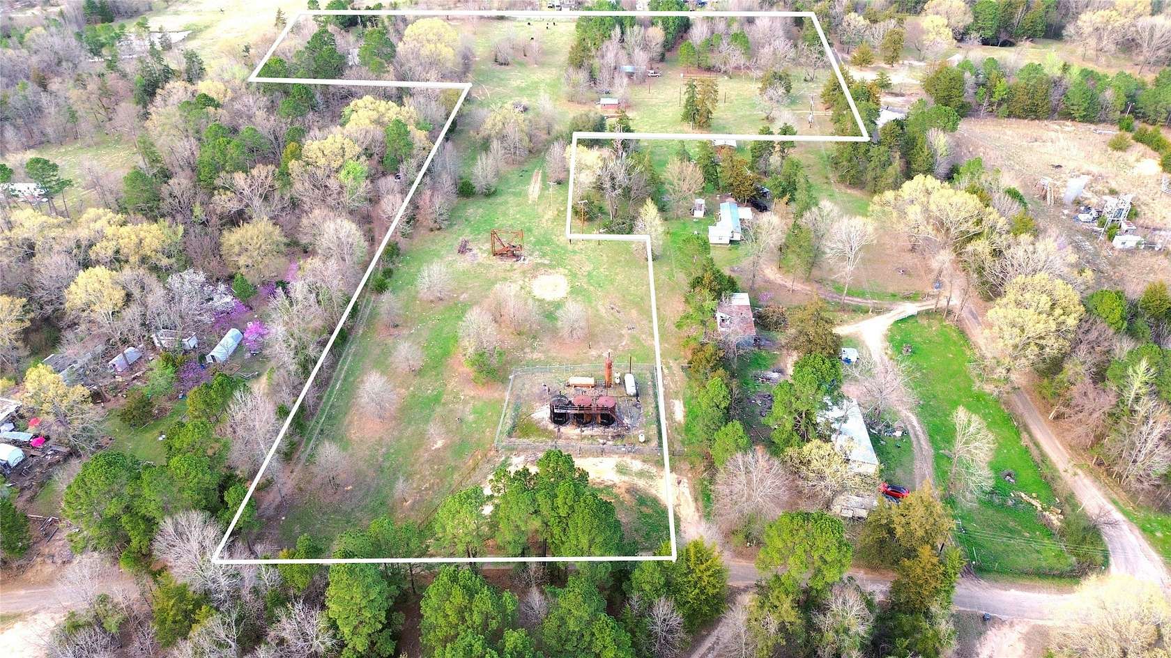10.9 Acres of Land for Sale in Leesburg, Texas