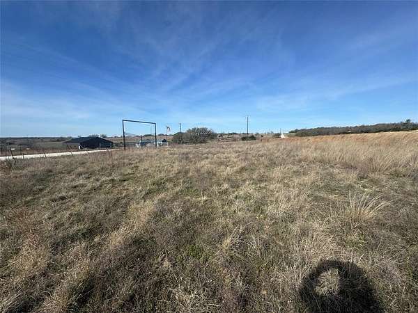 11.1 Acres of Recreational & Residential Land for Sale in Hamilton, Texas