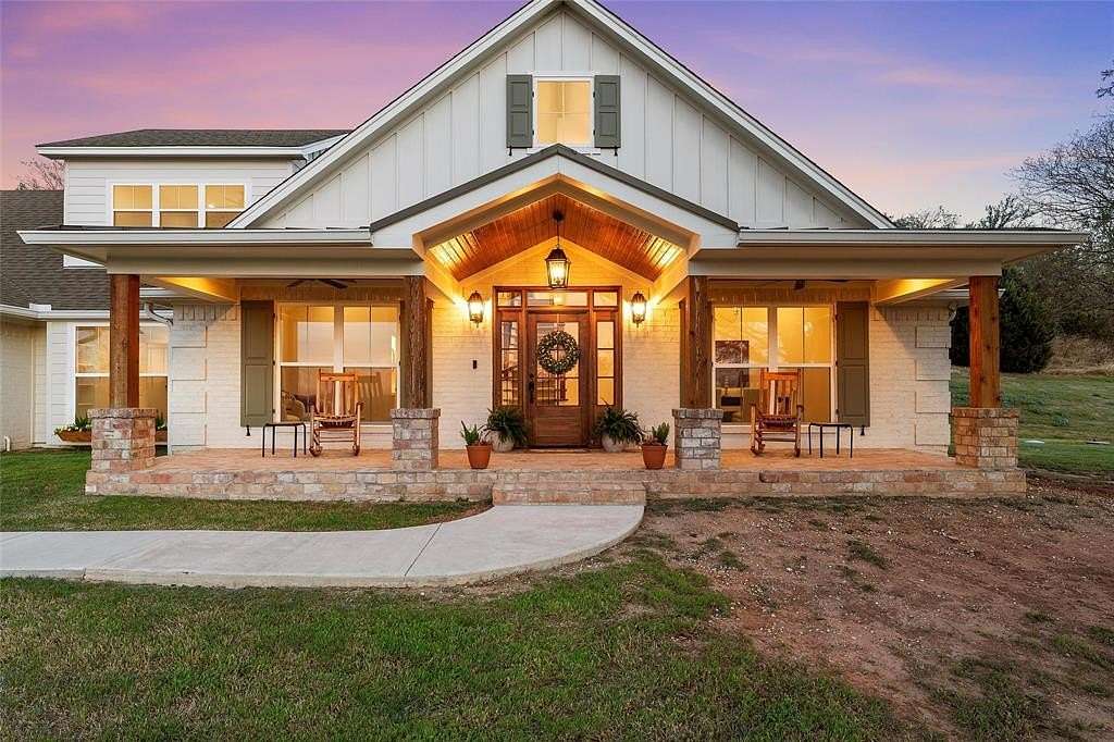 3.68 Acres of Land with Home for Sale in Lorena, Texas