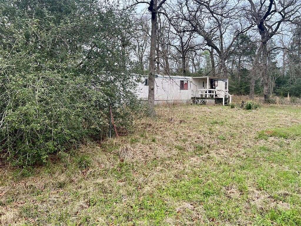 1.5 Acres of Residential Land for Sale in Tennessee Colony, Texas