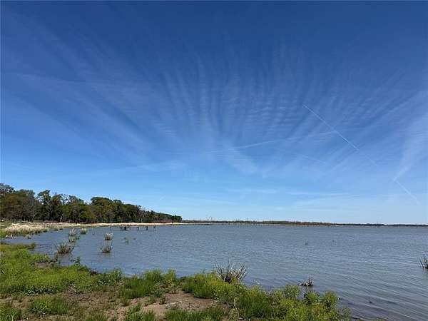 1.28 Acres of Residential Land for Sale in Corsicana, Texas