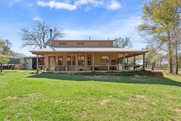 18.8 Acres of Land with Home for Sale in Teague, Texas