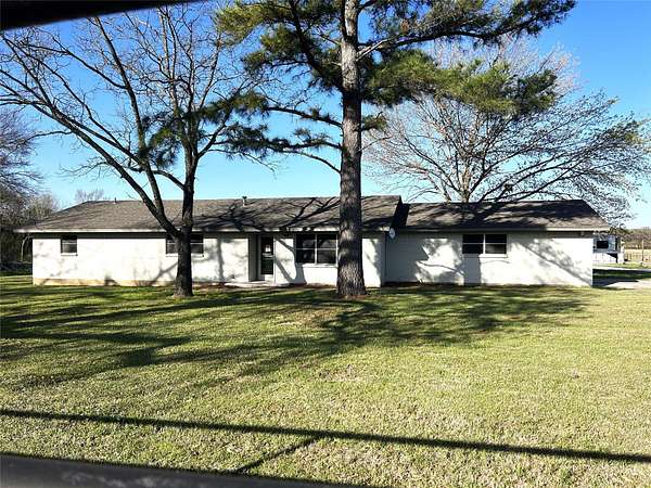 2.82 Acres of Commercial Land for Lease in Alvarado, Texas