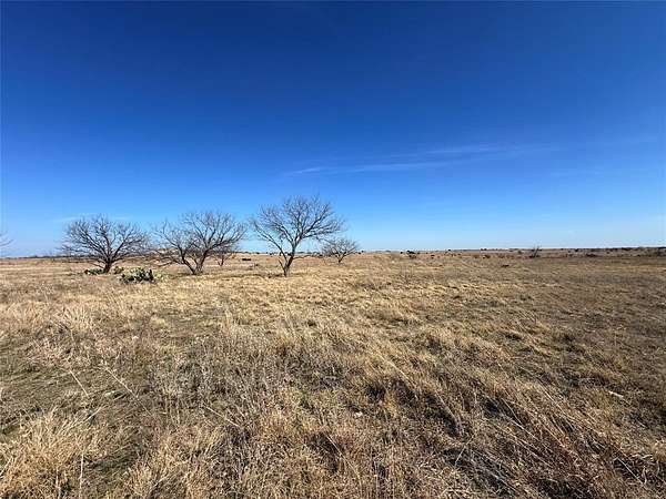18 Acres of Land for Sale in Hamilton, Texas