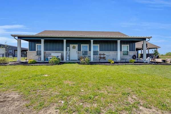 6.6 Acres of Land with Home for Sale in Maypearl, Texas