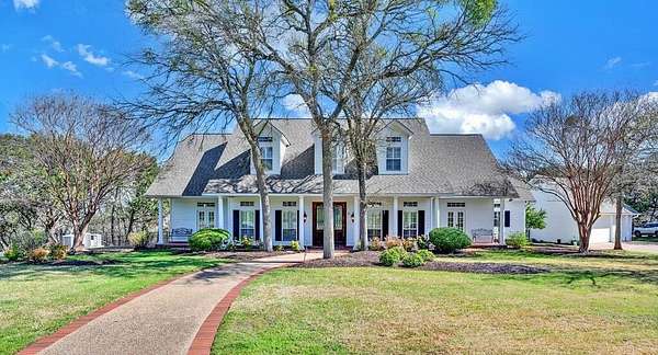 16.1 Acres of Land with Home for Sale in Crawford, Texas