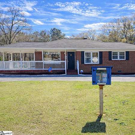 1.62 Acres of Commercial Land for Sale in Fountain Inn, South Carolina