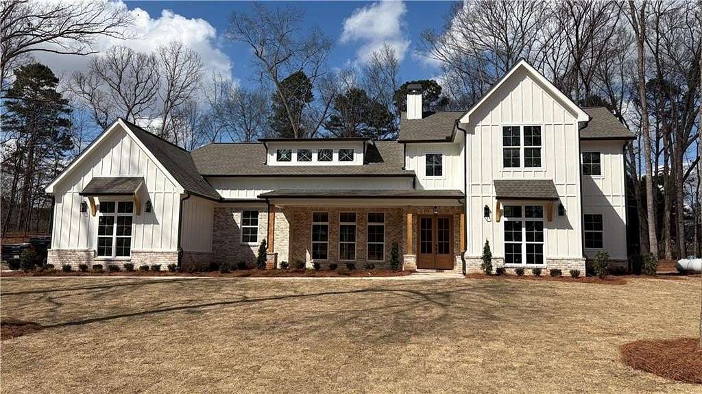 1.5 Acres of Land with Home for Sale in Pendergrass, Georgia