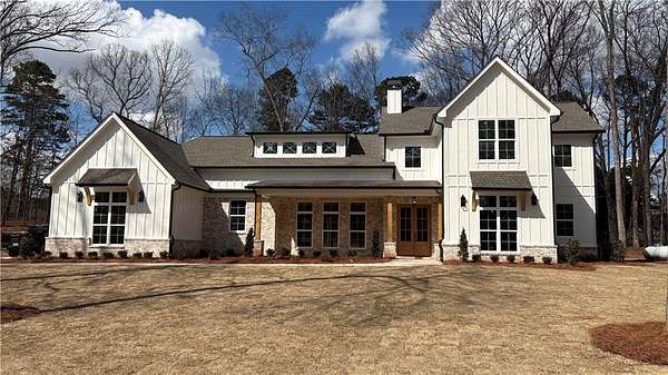 1.5 Acres of Land with Home for Sale in Pendergrass, Georgia