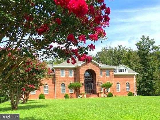 2.82 Acres of Land with Home for Sale in Fairfax, Virginia