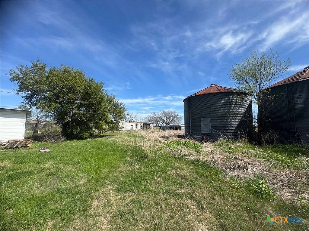 0.44 Acres of Residential Land for Sale in Burlington, Texas