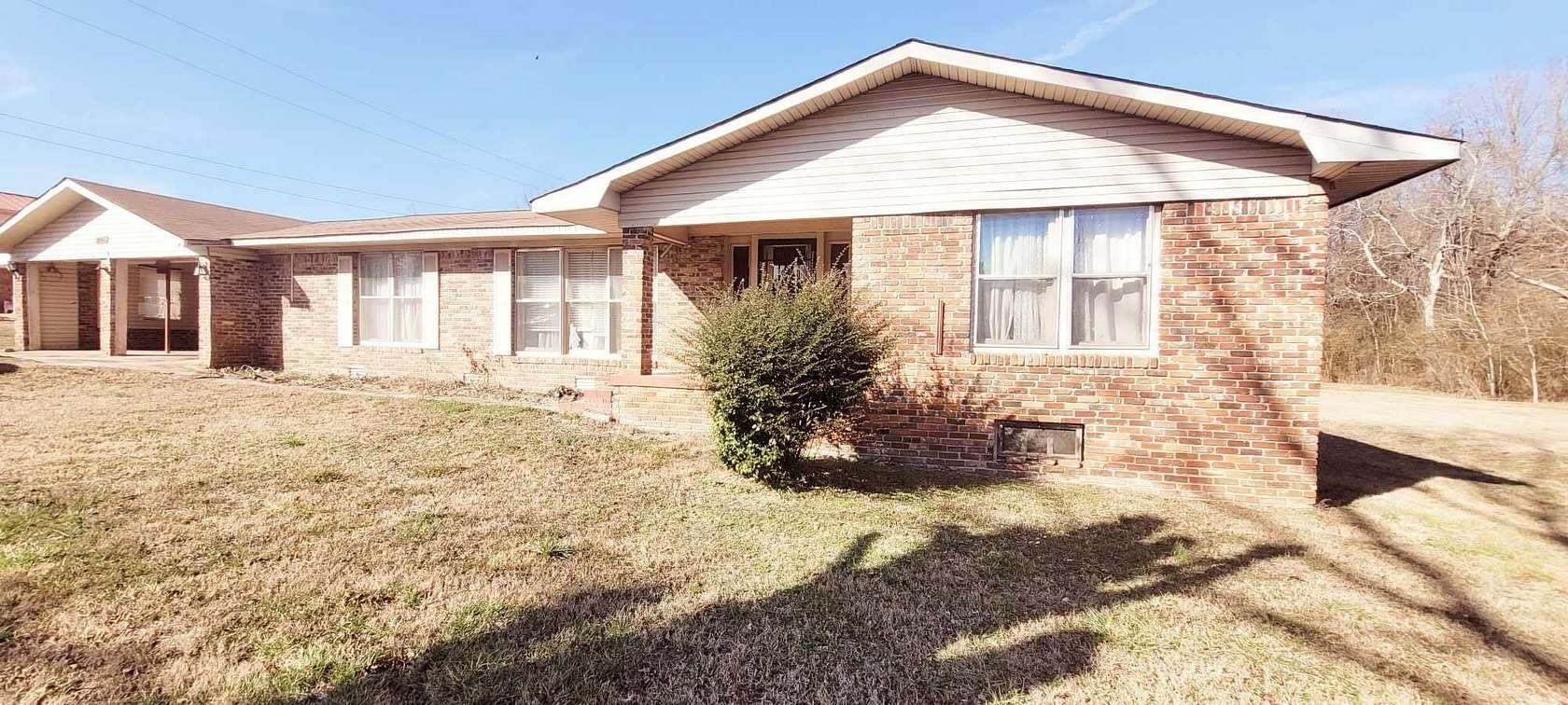 1.5 Acres of Land with Home for Sale in Cherokee, Alabama