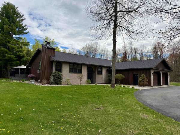 30.2 Acres of Land with Home for Sale in Massena, New York