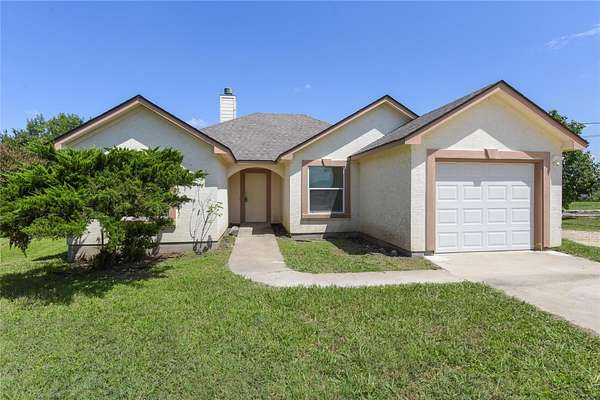1.7 Acres of Land with Home for Sale in Del Valle, Texas