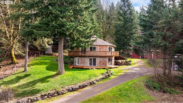 6 Acres of Land with Home for Sale in Beavercreek, Oregon