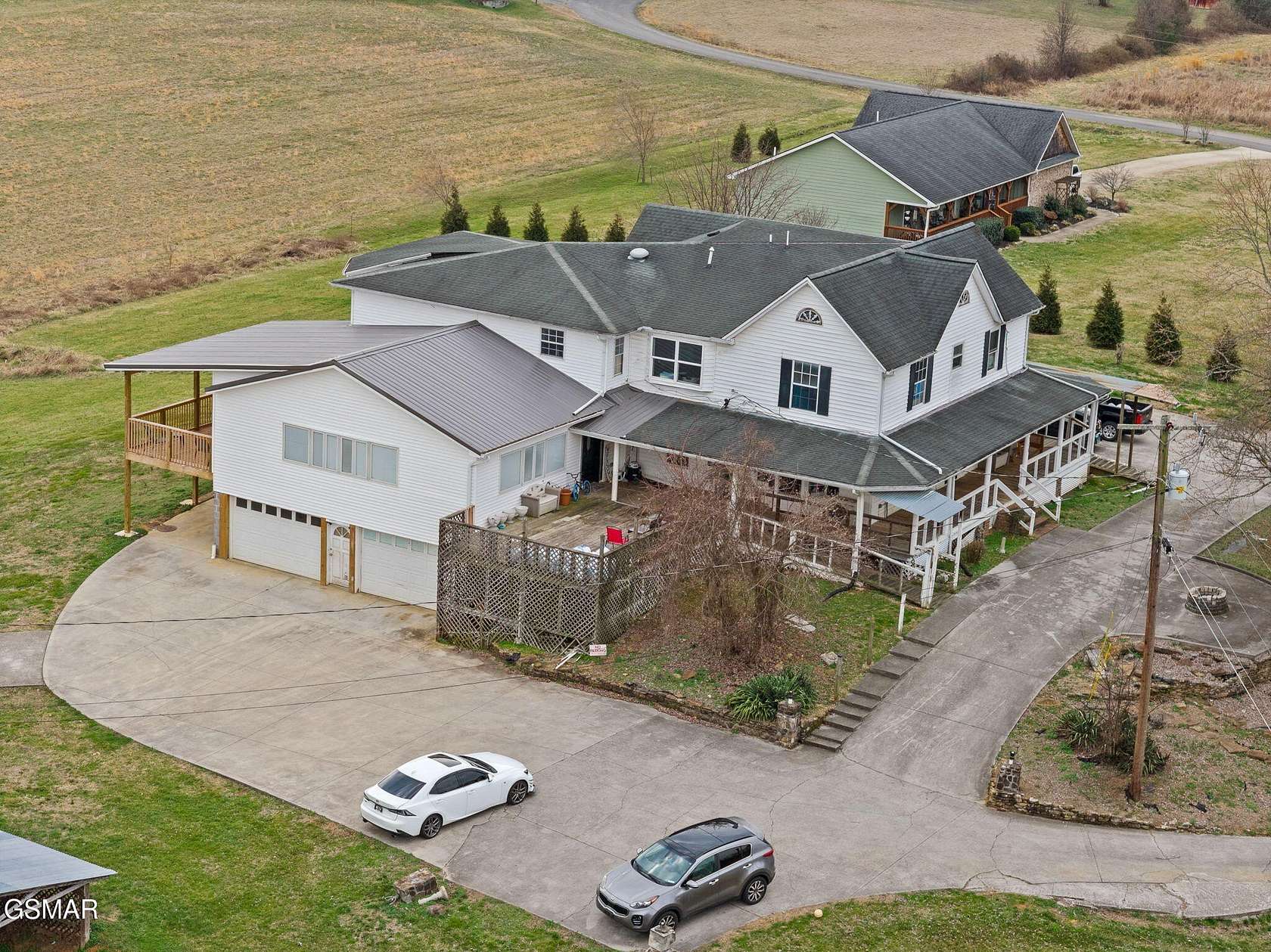 1.7 Acres of Improved Commercial Land for Sale in Sevierville, Tennessee