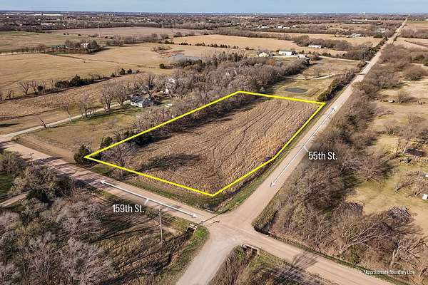 2.45 Acres of Residential Land for Auction in Rose Hill, Kansas