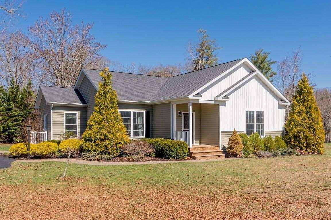 1.5 Acres of Land with Home for Sale in Radford, Virginia