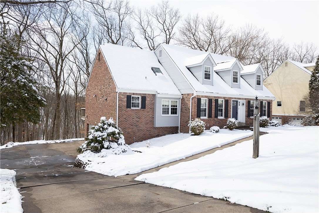 1.73 Acres of Land with Home for Sale in Franklin Park, Pennsylvania