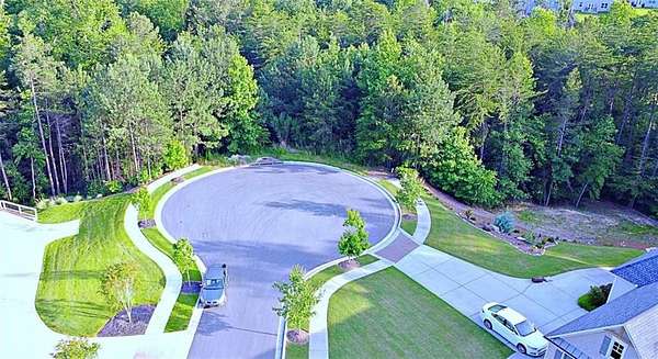 1.37 Acres of Residential Land for Sale in Flowery Branch, Georgia