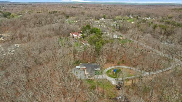 5.1 Acres of Land with Home for Sale in Signal Mountain, Tennessee