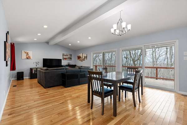 5.1 Acres of Land with Home for Sale in Signal Mountain, Tennessee