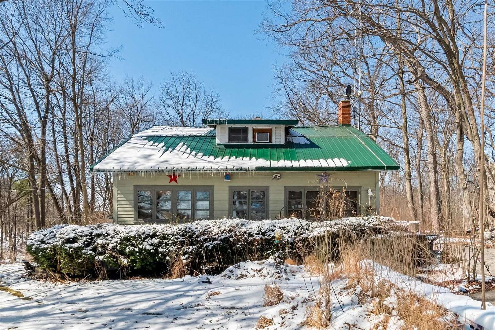 6 Acres of Land with Home for Sale in Sandwich, Illinois