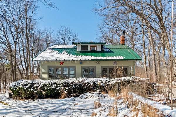 6 Acres of Land with Home for Sale in Sandwich, Illinois