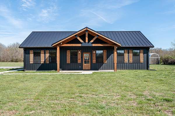 7 Acres of Land with Home for Sale in Morrison, Tennessee