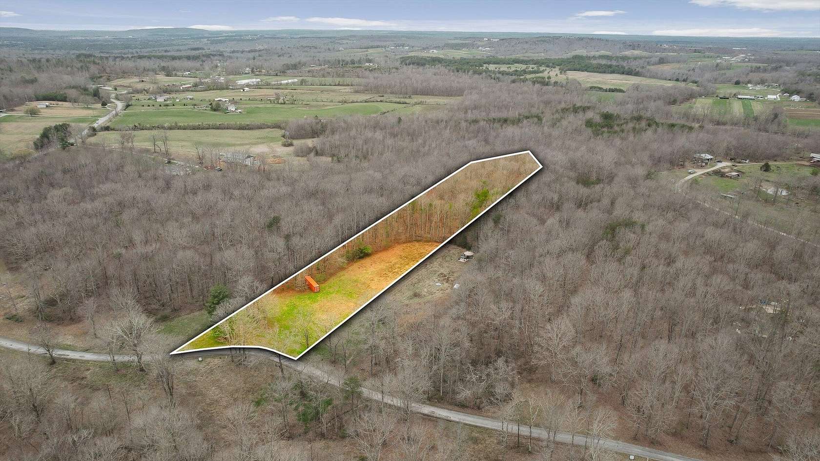 5 Acres of Land for Sale in Pikeville, Tennessee