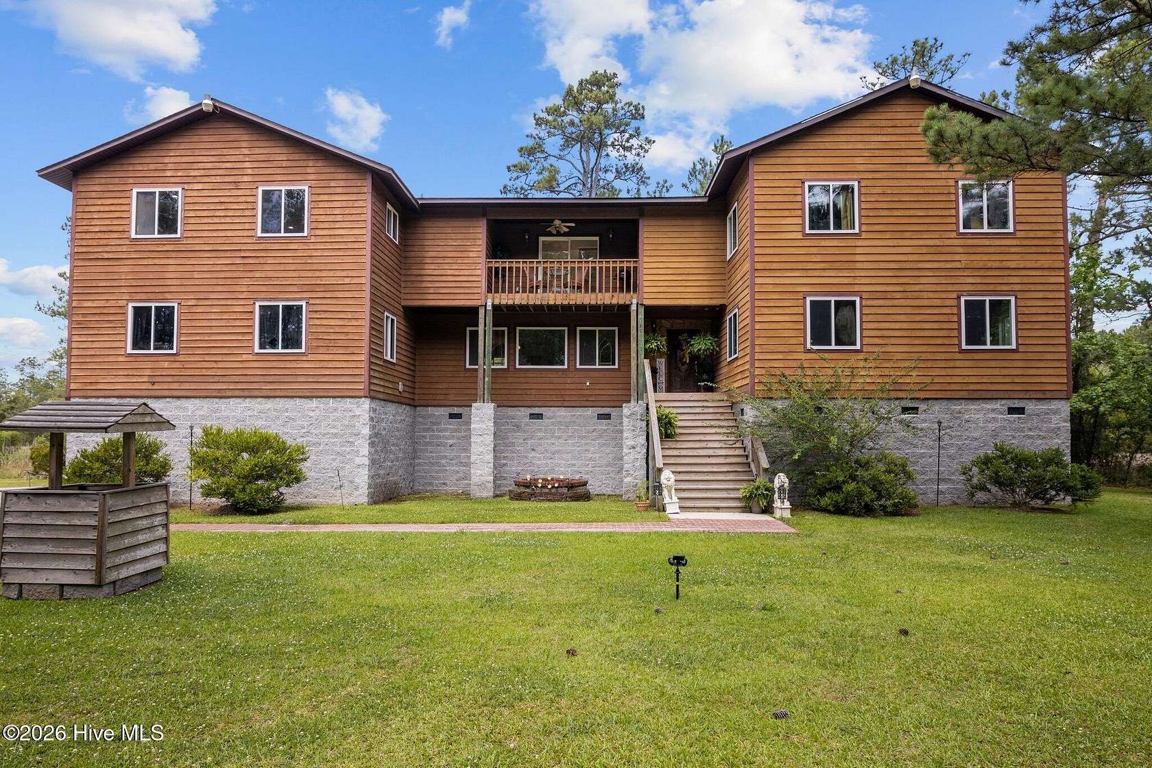 1.54 Acres of Land with Home for Sale in Bayboro, North Carolina