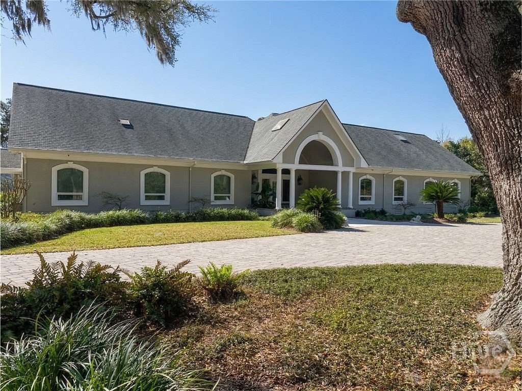 3.47 Acres of Land with Home for Sale in Savannah, Georgia