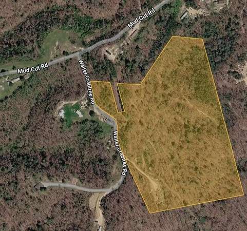 32.8 Acres of Land with Home for Sale in Pine Knot, Kentucky