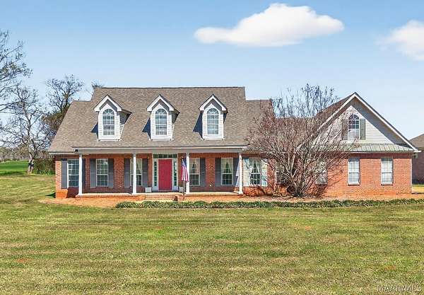 177 Acres of Recreational Land with Home for Sale in Greenville, Alabama