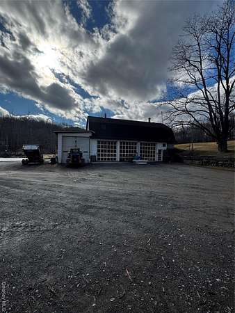 2.17 Acres of Mixed-Use Land for Sale in Fallsburg, New York