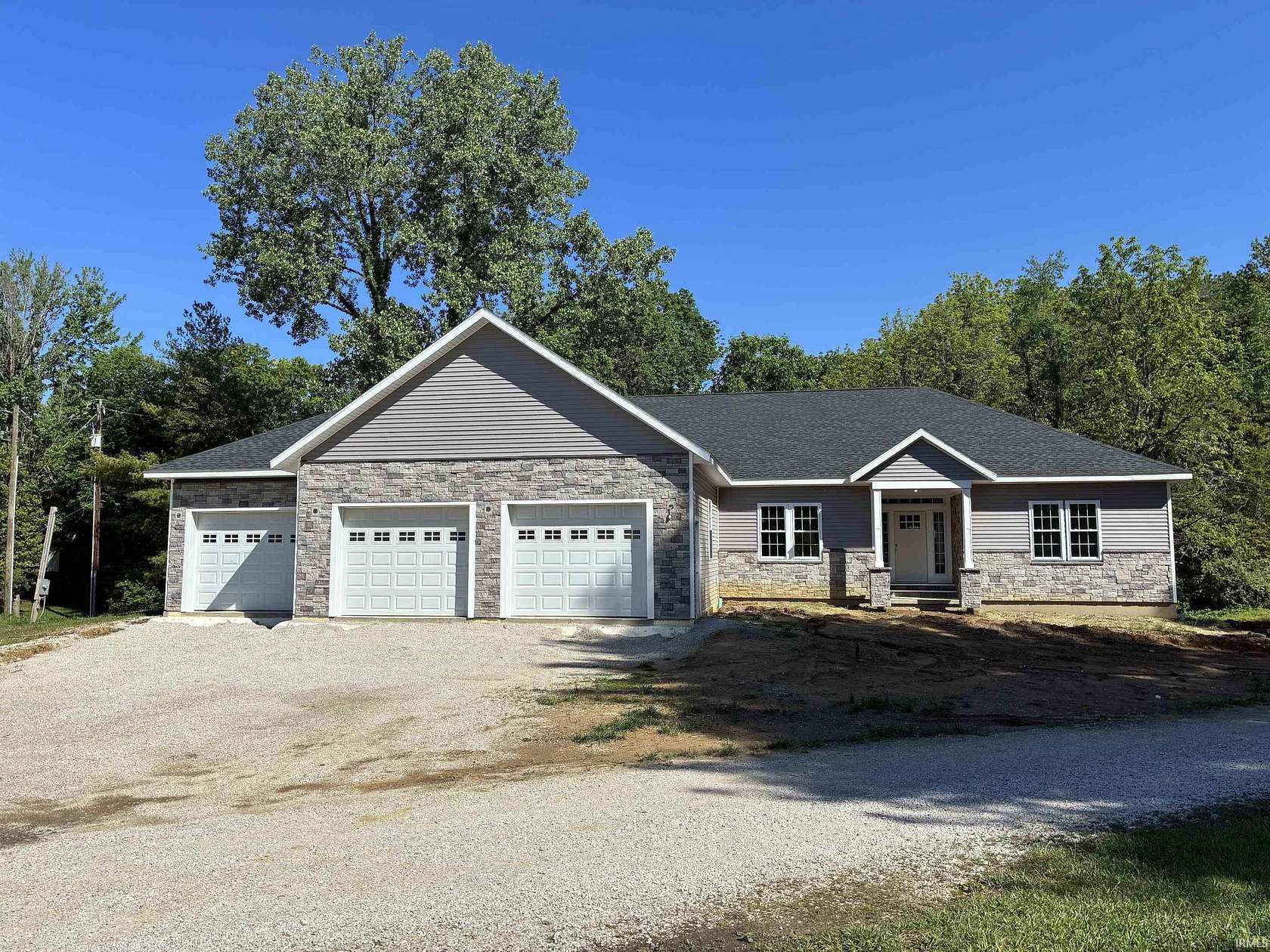1.79 Acres of Land with Home for Sale in Vincennes, Indiana