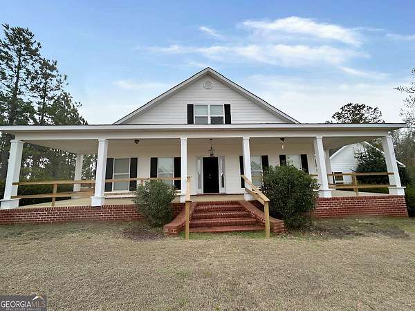 5.1 Acres of Land with Home for Sale in Collins, Georgia