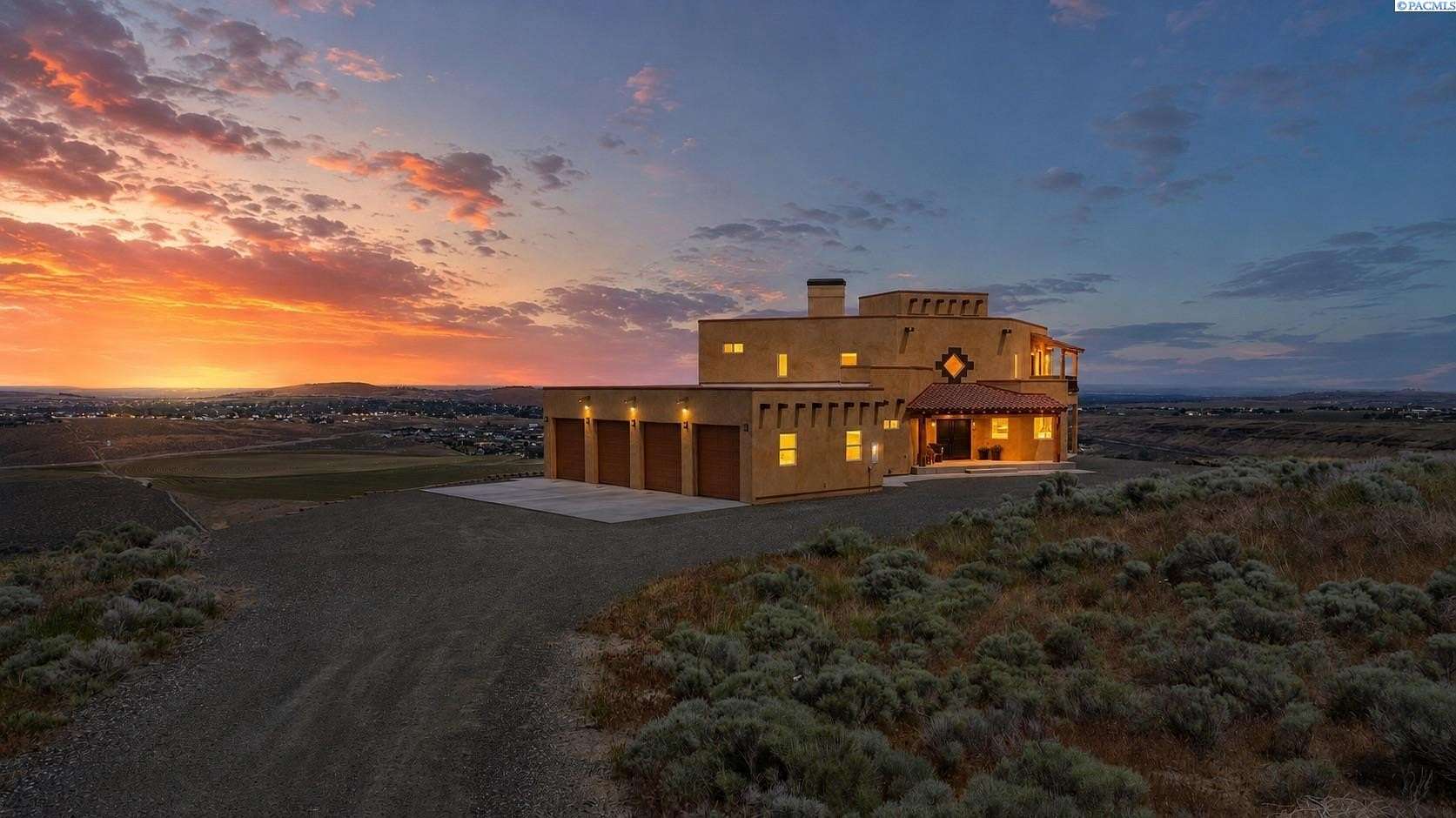 3.53 Acres of Land with Home for Sale in Kennewick, Washington